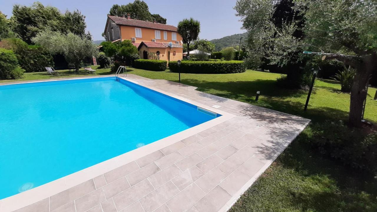 Bed and Breakfast Casale Battaglini à Castelnuovo Cilento Extérieur photo
