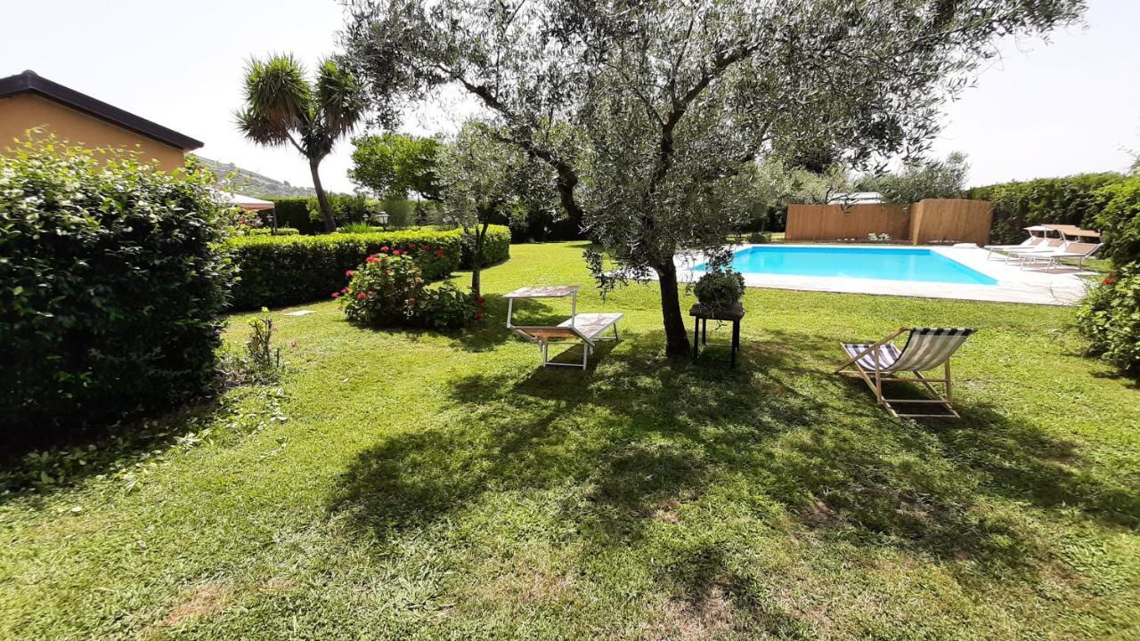 Bed and Breakfast Casale Battaglini à Castelnuovo Cilento Extérieur photo